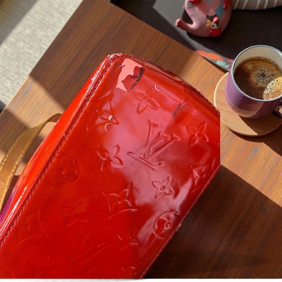 Louis Vuitton Shiny Red Tote Bag - Picture 3 of 6